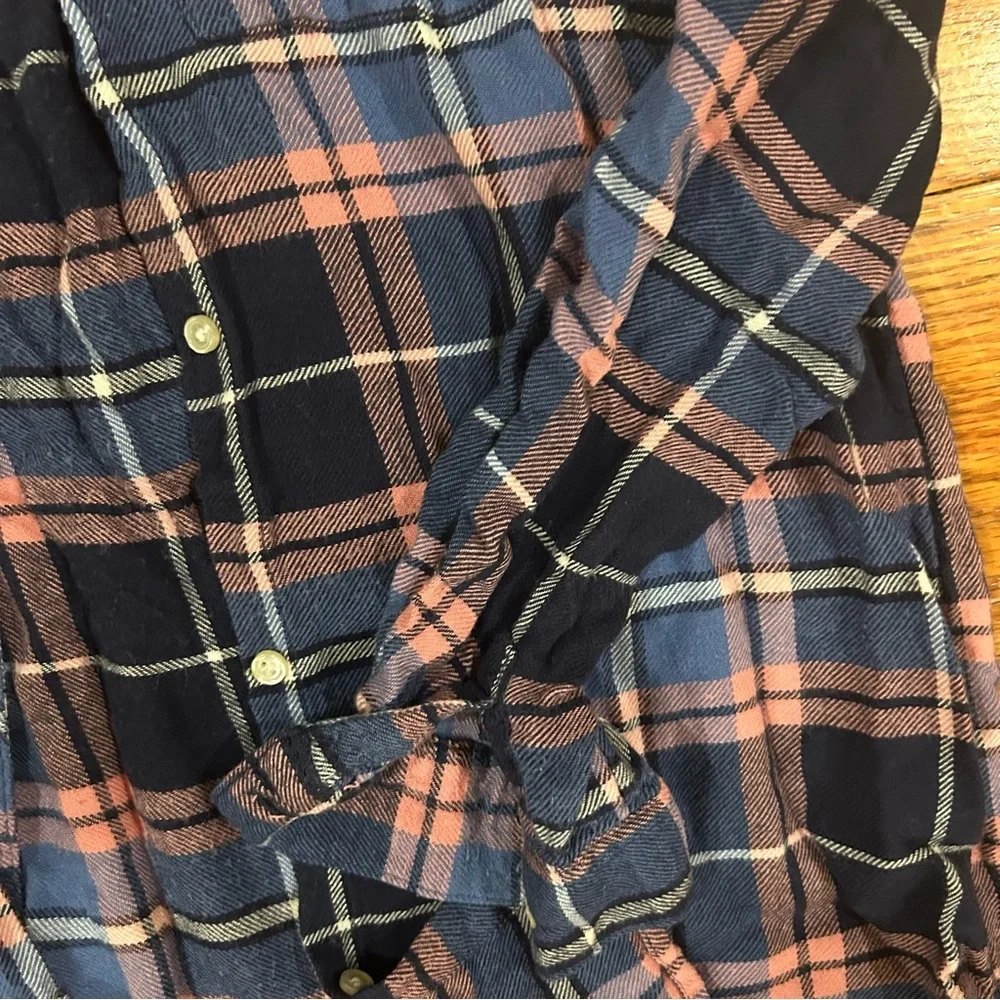 Old Navy girls XL 14 Blue and Pink Plaid Button-Up Shirt cotton soft LIKE NEW - Picture 4 of 7